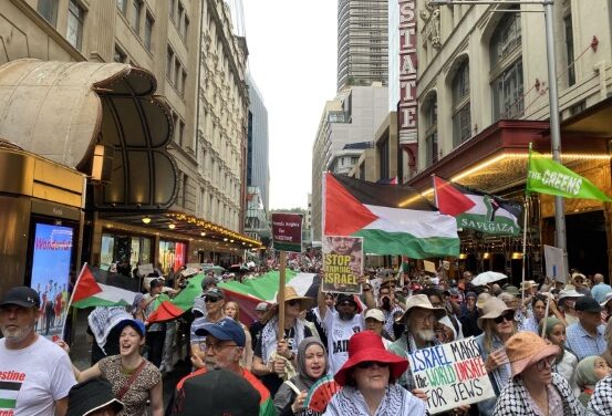 Thousands in Sydney protest in second nationwide march for Palestine